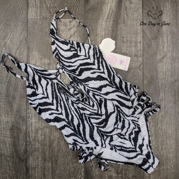 Costyleen Adjustable Strap One Piece Swimsuit Size 2XL - Picture 3 of 4